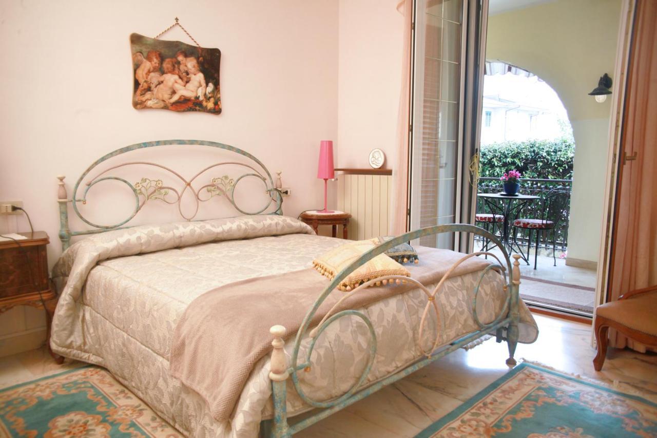 Villa Cecilia Bed And Breakfast Cellole 外观 照片